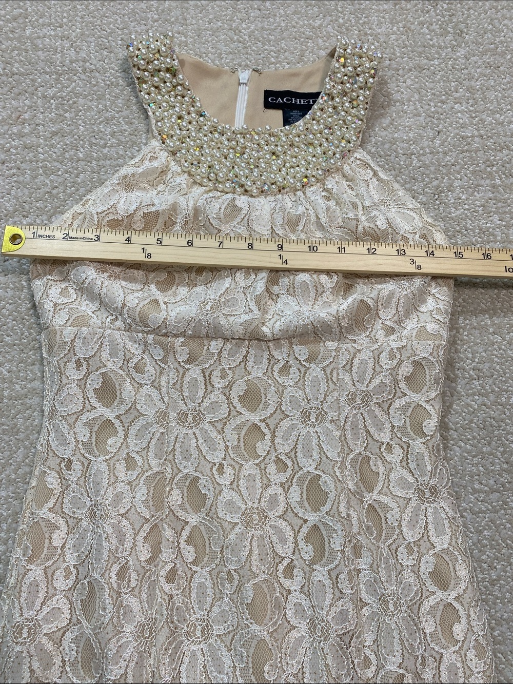 Cachet Beaded Halter Lace Maxi Gown in Ivory and Blush Size 2 - Picture 9 of 15